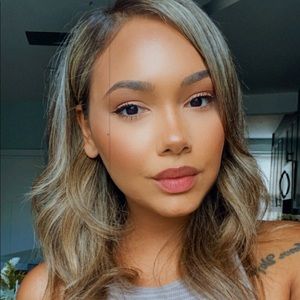 Meet your Posher, Melanie